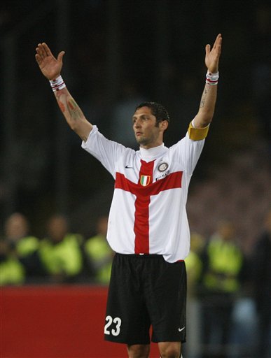 斯洛文尼亚主帅：奥布拉克感到不适，将缺席与瑞典的比赛